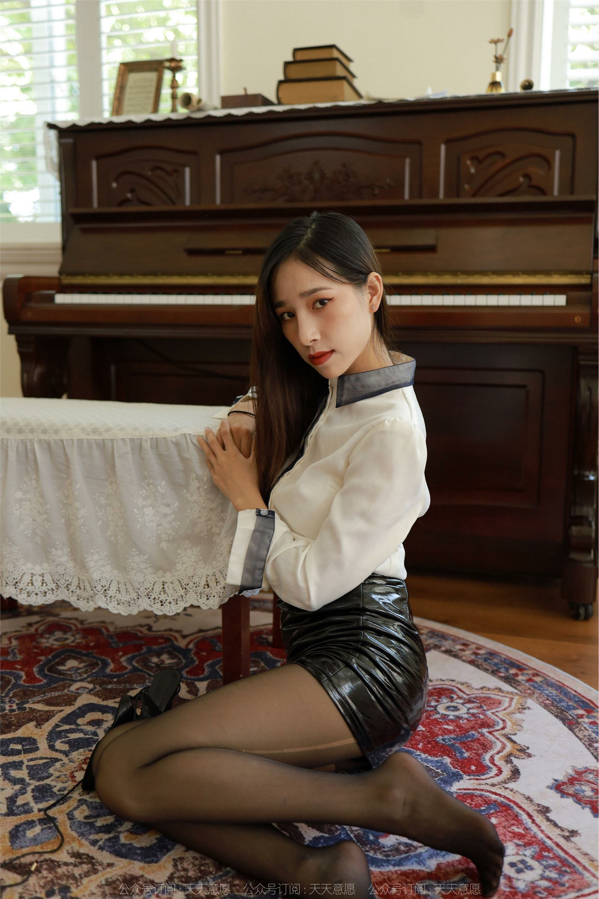 IESS异思趣向  2022.09.04 丝享家 1197 美子《嘿丝钢琴曲》